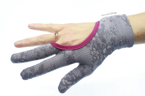 Regis Grip Machine Quilting Gloves -- gray/magenta -- lace -- M